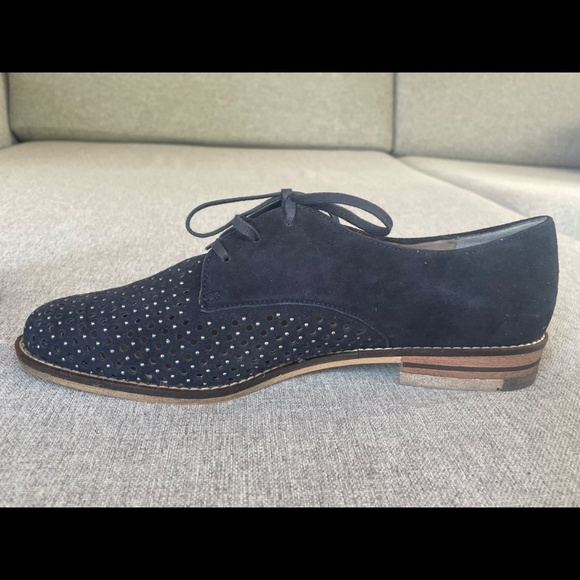 New in box - Suede Ara Studded Navy Oxford Shoes Size 9-9.5 US / 7 EU - Picture 1 of 7